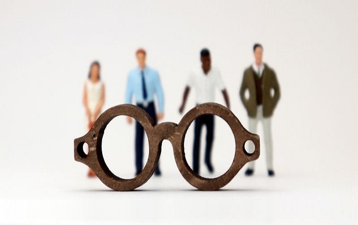 6 tips to recognize and reduce unconscious bias at the workplace